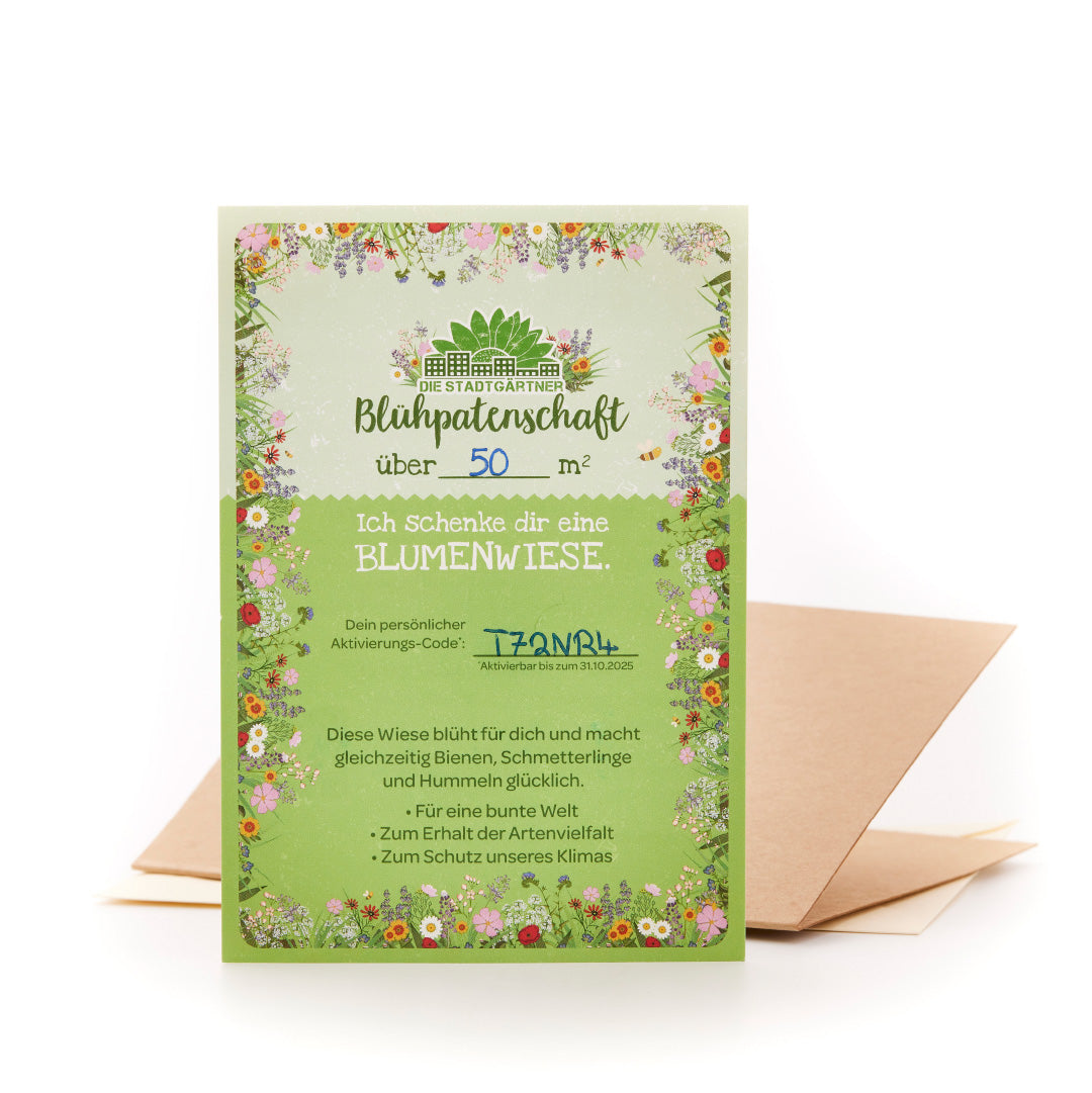 Blühpatenschafts-Zertifikat von "Die Stadtgärtner" für eine 50 Quadratmeter Blumenwiese mit Aktivierungscode und naturnahem Design.